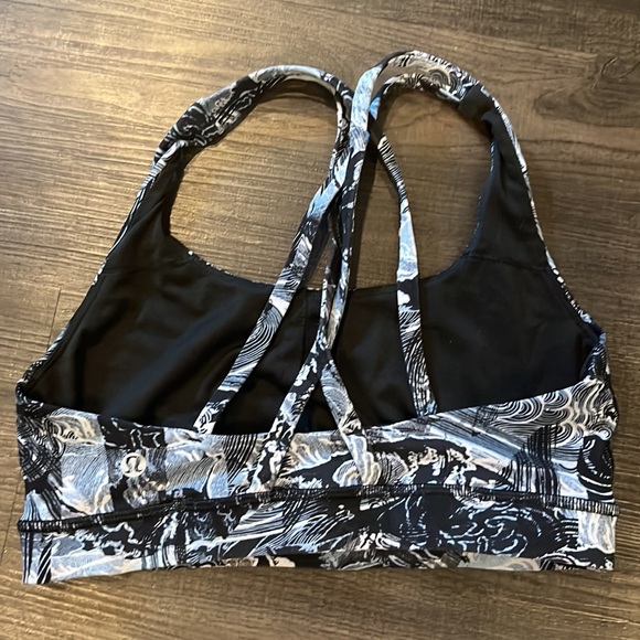 Lululemon energy bra - Picture 2 of 4